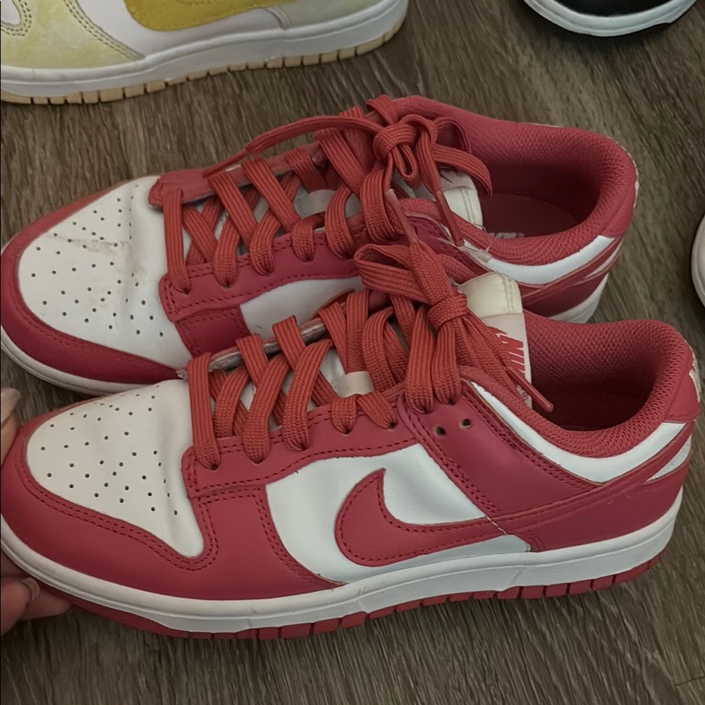 Authentic Women Nike dunk size us 7
